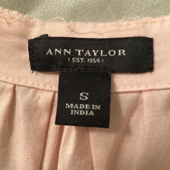 Ann Taylor Pink Ruched Collar Neck Sleeveless Top Blouse Size Small VGUC - Picture 3 of 8